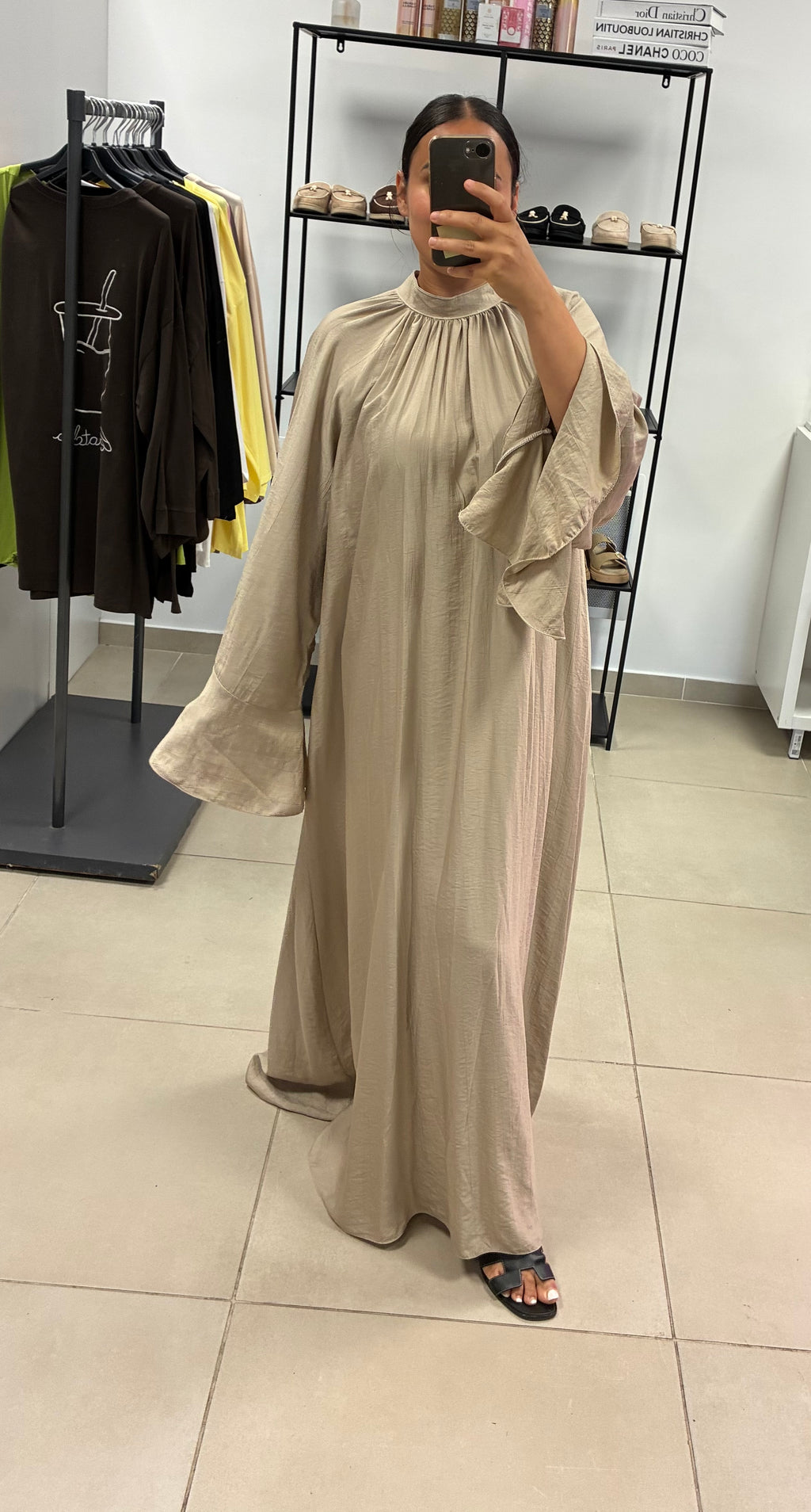 Robe Inaya