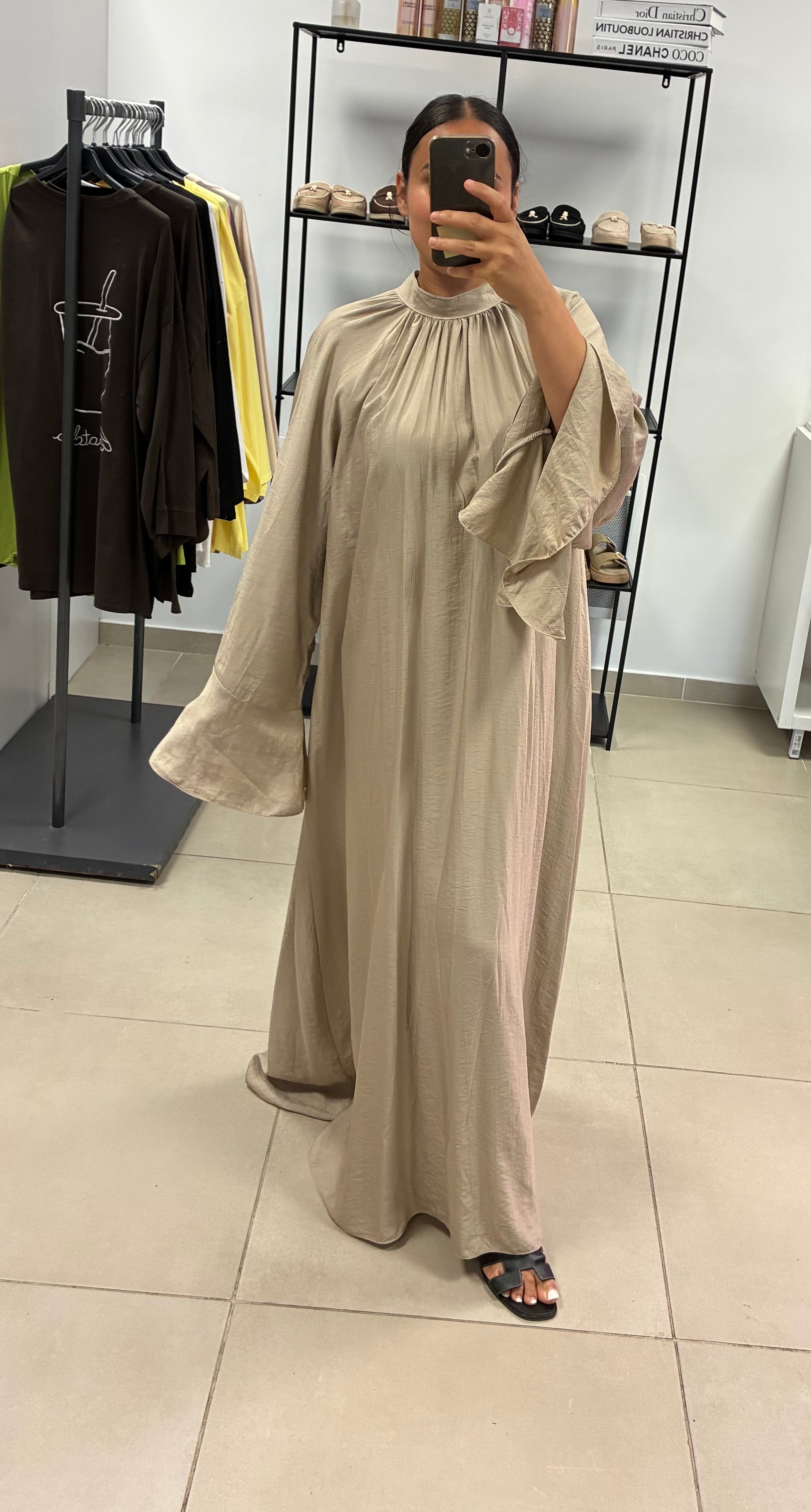 Robe Inaya