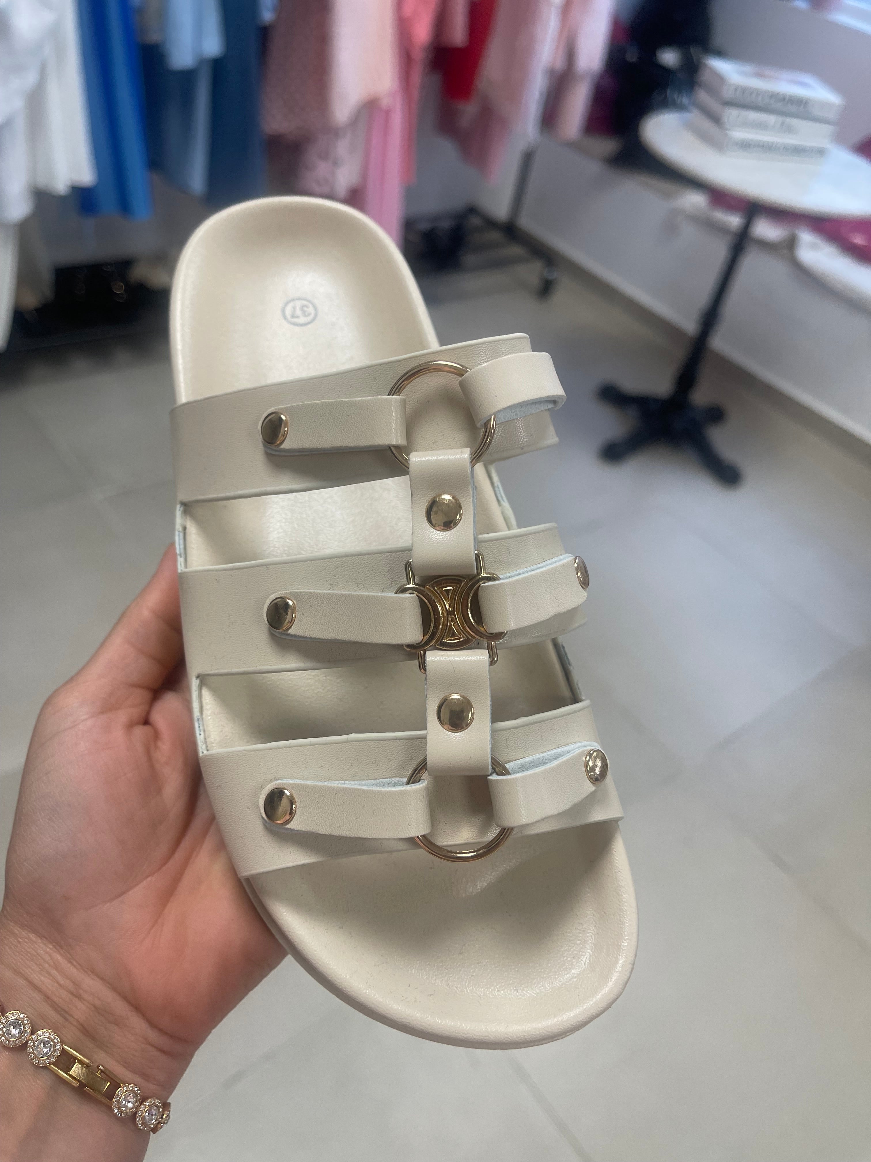 Mules Célia