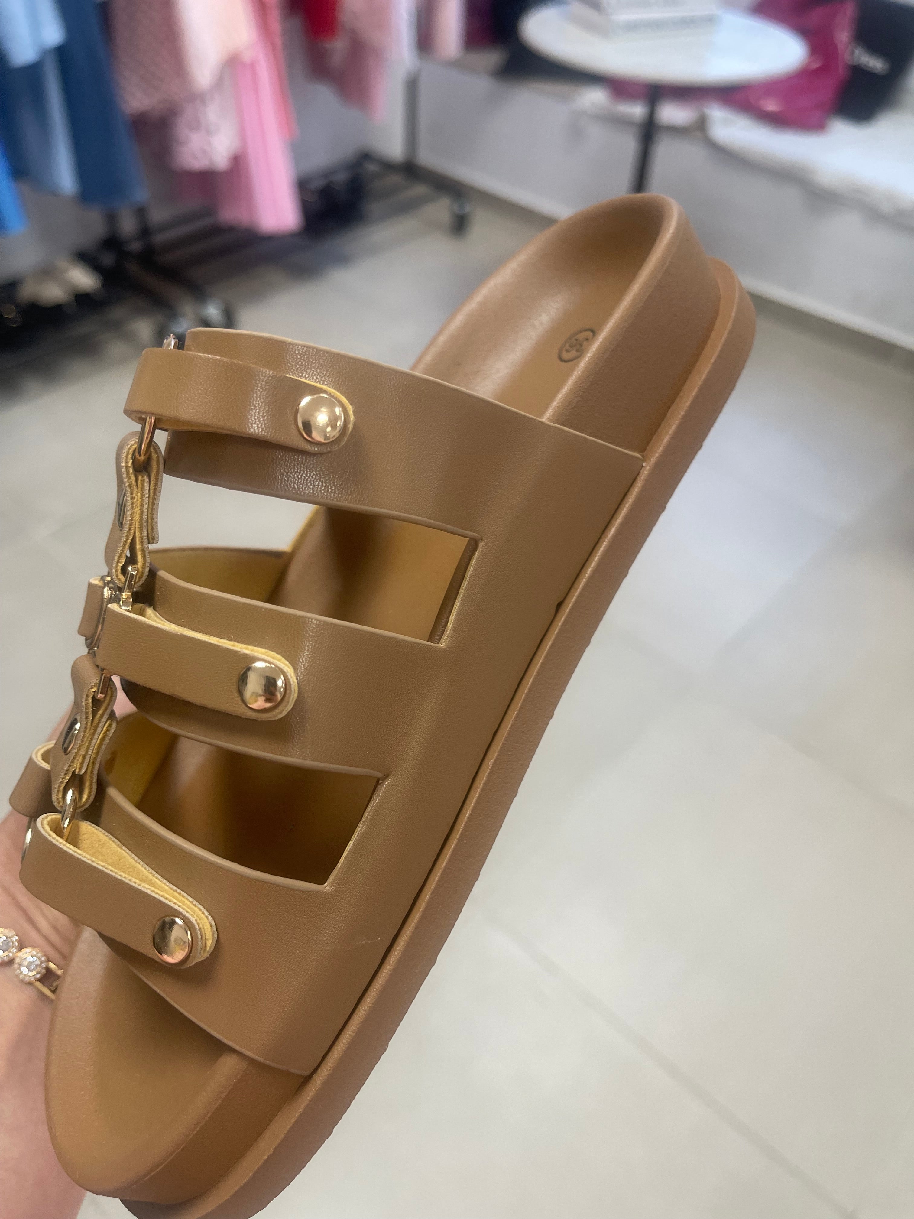 Mules Célia