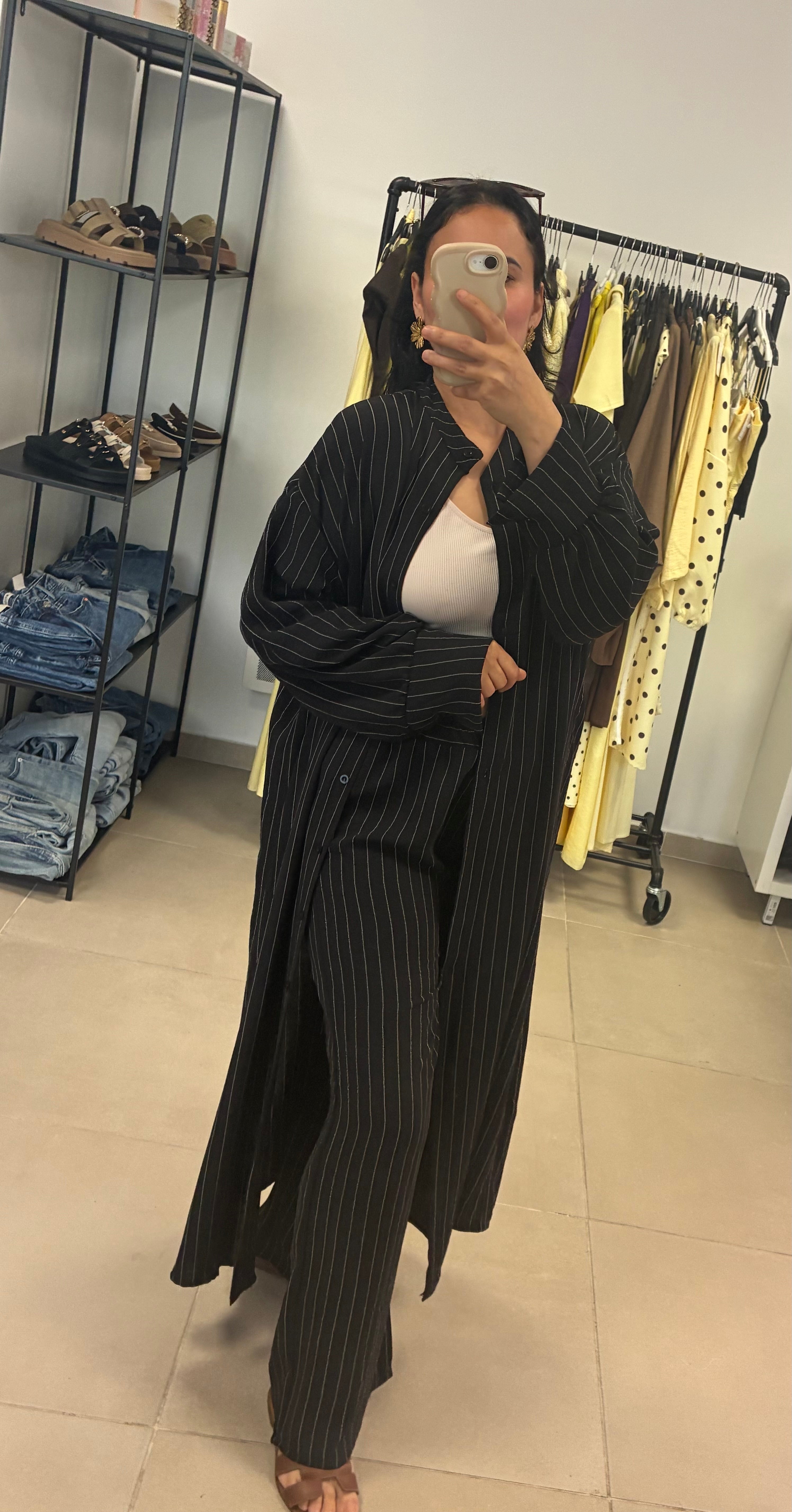 Ensemble pooja noir